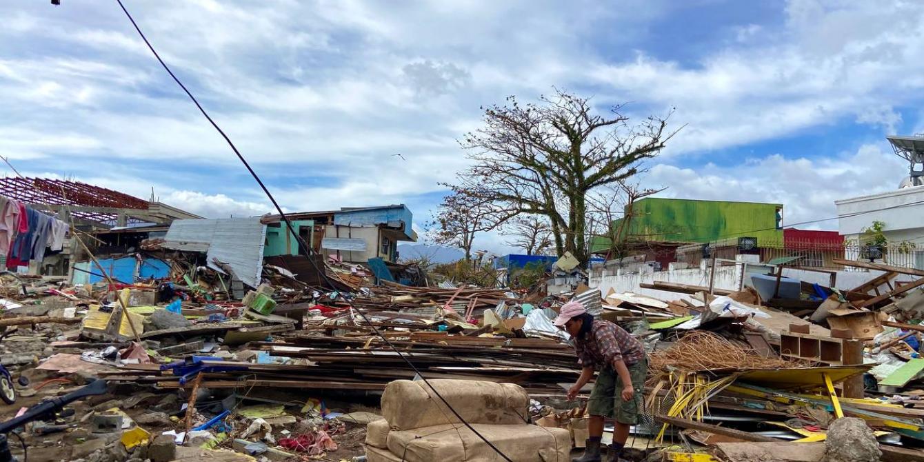 Damaged houses in San Juan, Southern Leyte after the devastation of Typhoon Odette (Rai). (Photo: Jenny Gacutno/Oxfam)